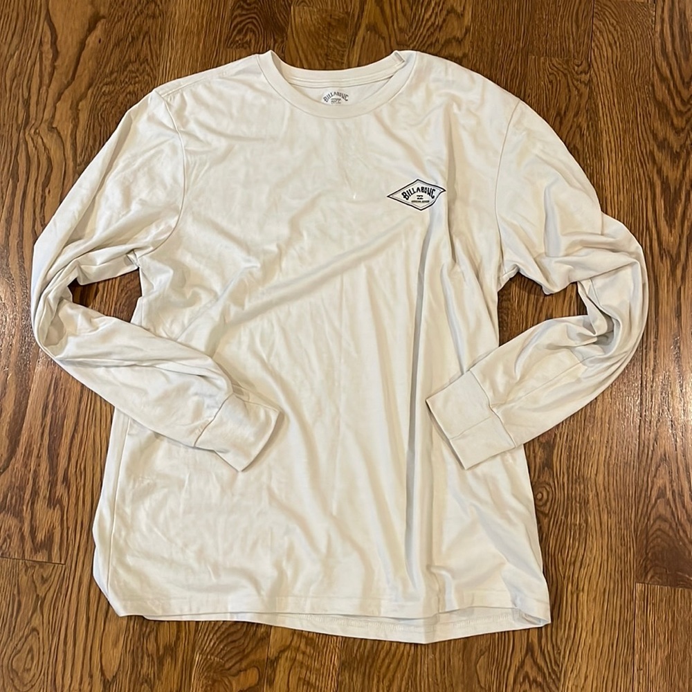 Billabong UV surf long sleeve SUPER soft never been worn!